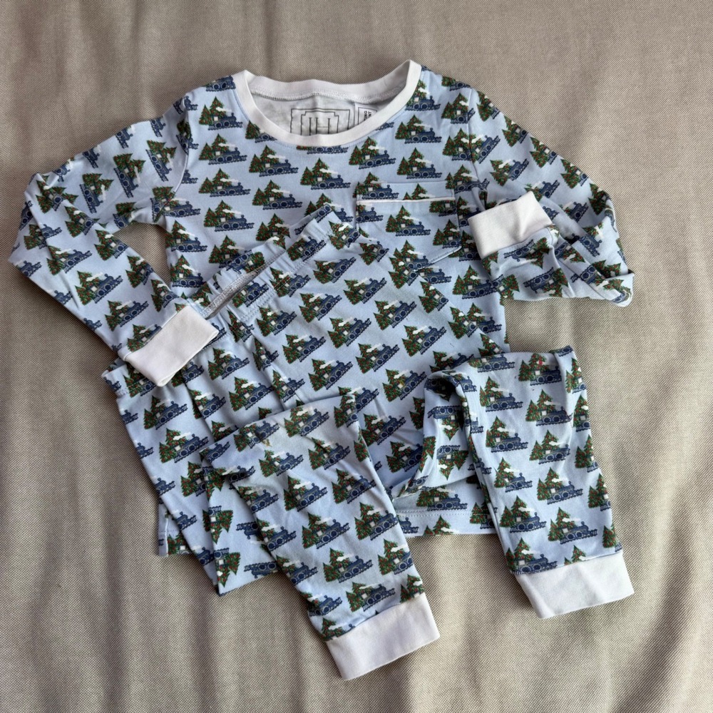 Lila and Hayes Kids 3T Pima Cotton Christmas Train Pajama Set Blue Holiday PJs